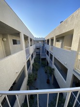 843 Irolo St in Los Angeles, CA - Building Photo - Building Photo