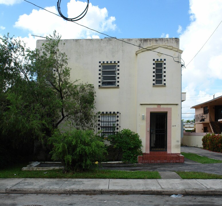 1870 SW 6th St in Miami, FL - Building Photo