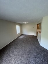 7992 Green Meadow Ct in Georgetown Township, MI - Building Photo - Building Photo