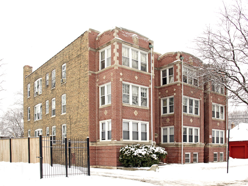 1615-1617 W Highland Ave in Chicago, IL - Building Photo