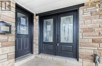 231 Elizabeth St S in Brampton, ON - Building Photo - Building Photo