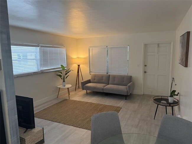 property at 1638 Plunkett St