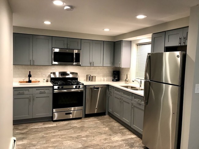 3936 N Narragansett Ave-Unit -2N in Chicago, IL - Building Photo - Building Photo
