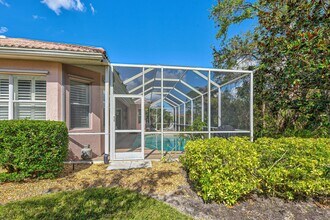 4374 Via Del Villetti Dr in Venice, FL - Building Photo - Building Photo