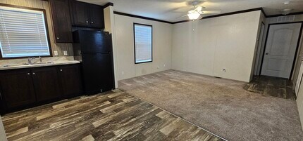 67 Tulip Ln in Belleville, MI - Building Photo - Building Photo