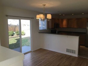 19823 E Vassar Ave in Aurora, CO - Foto de edificio - Building Photo