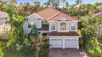 2679 Lakebreeze Ln in Clearwater, FL - Building Photo