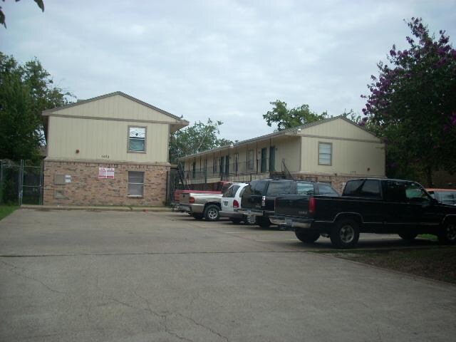 1422 Bennett Ave in Dallas, TX - Foto de edificio - Building Photo
