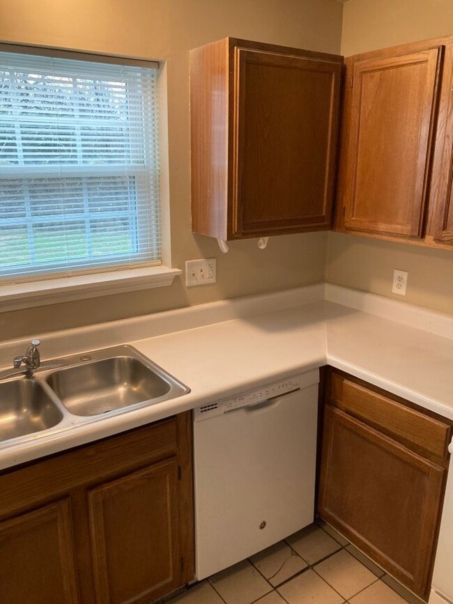 613 Castlegate Dr in Nashville, TN - Building Photo - Building Photo