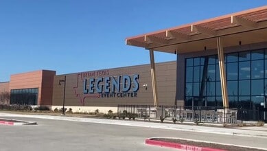 201 Lynn Dr in Bryan, TX - Building Photo - Building Photo