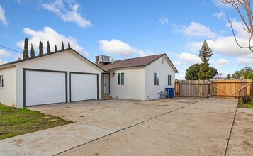 1317 Washington Ave in Bakersfield, CA - Building Photo - Building Photo
