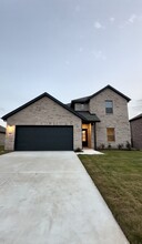 545 Brook View Dr in Van Alstyne, TX - Foto de edificio - Building Photo