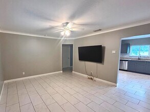 3792 26th Ave N in St. Petersburg, FL - Building Photo - Building Photo