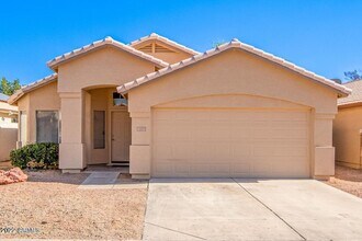 109 W Helena Dr in Phoenix, AZ - Building Photo - Building Photo