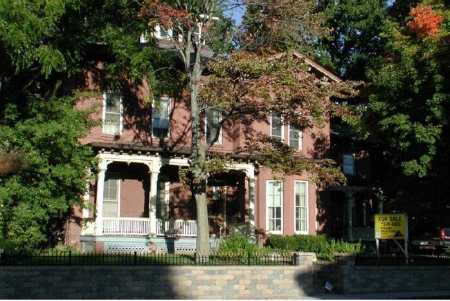 Fourplex in Penfield, NY - Building Photo - Building Photo