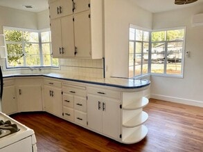 12815 Rough and Ready Hwy in Grass Valley, CA - Building Photo - Building Photo
