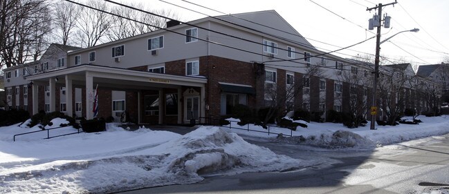 Boulevard Apartments in Cranston, RI - Building Photo - Building Photo
