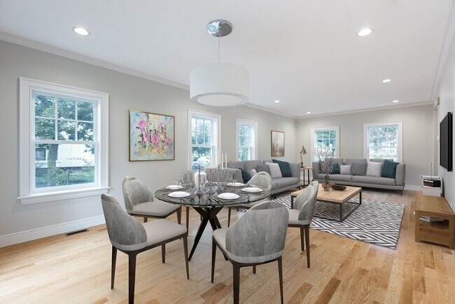 293 Broadway in Cambridge, MA - Building Photo - Building Photo