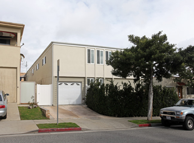1137 23rd St in Santa Monica, CA - Foto de edificio - Building Photo