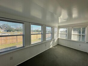 6724 Centreville Rd in Centreville, VA - Building Photo - Building Photo