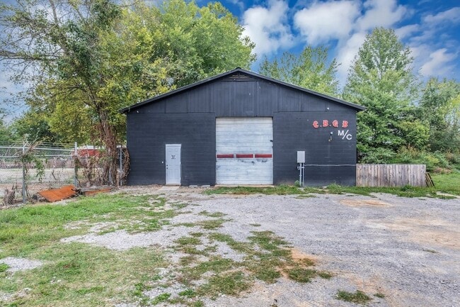 property at 1409 Buffalo Rd