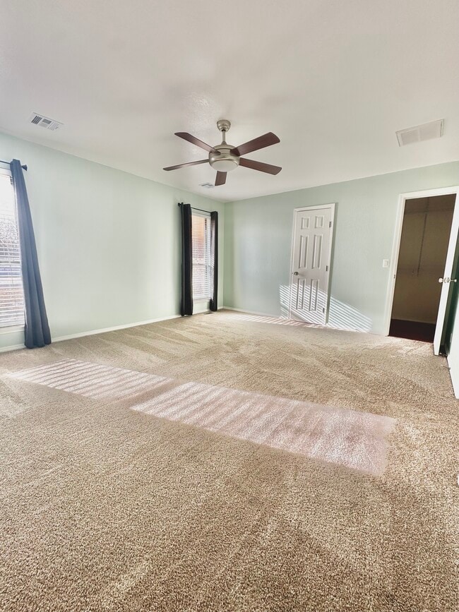 1108 Countrywood Ln in Edmond, OK - Building Photo - Building Photo