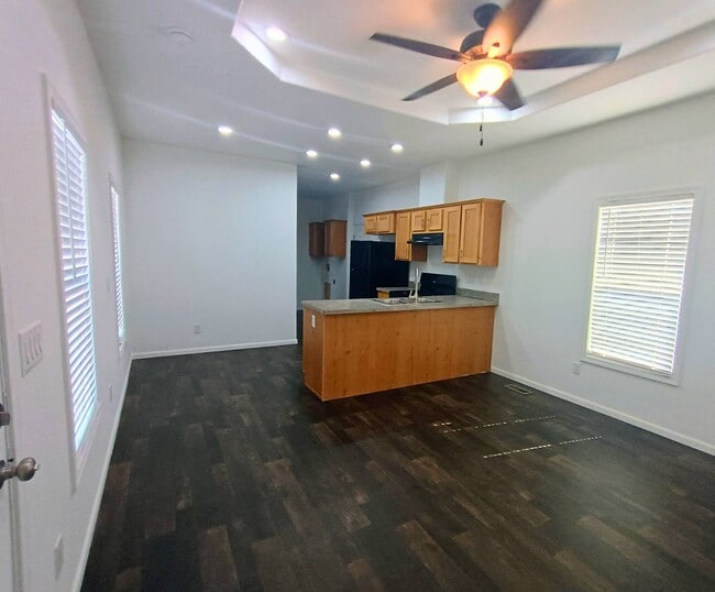 11 Bon Rea Cir in Las Vegas, NV - Foto de edificio - Building Photo
