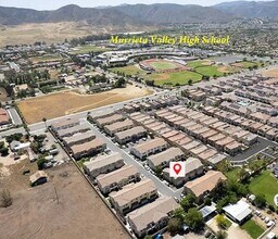 41865 Davenport Way, Unit A in Murrieta, CA - Foto de edificio - Building Photo