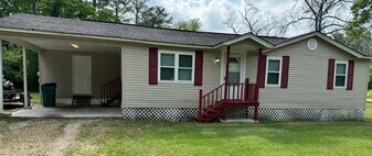 48071 LA-1065 in Tickfaw, LA - Building Photo