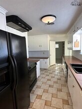 1605 Weeks St in Wichita Falls, TX - Building Photo - Building Photo