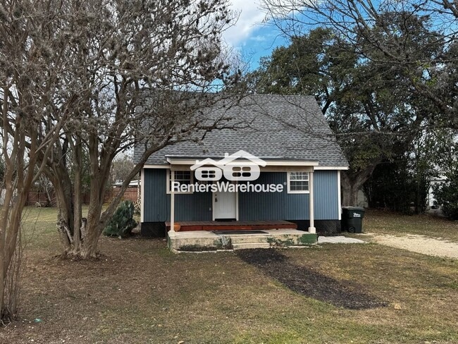 406 S Main St in Kyle, TX - Building Photo - Building Photo