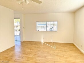 428 S Beaumont St in Las Vegas, NV - Building Photo - Building Photo