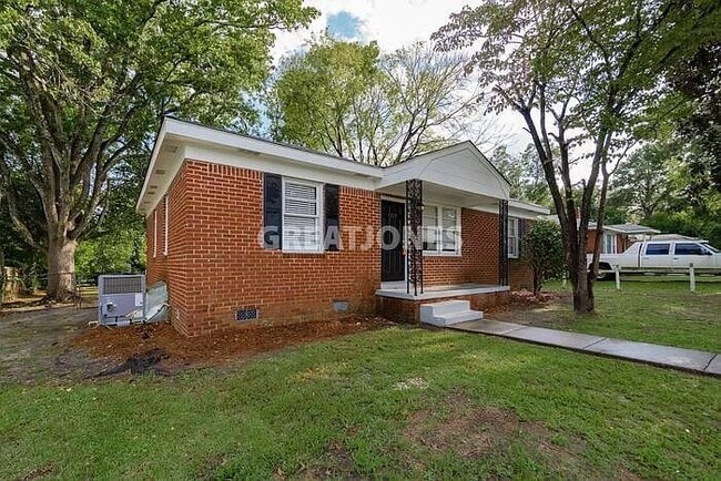 1513 Dunbar Rd in Cayce, SC - Building Photo - Building Photo