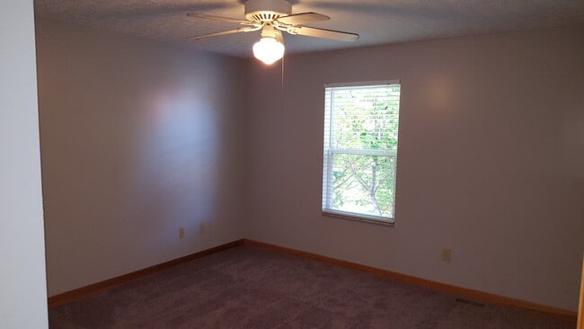 6946 Seafield Court in Westerville, OH - Building Photo - Building Photo