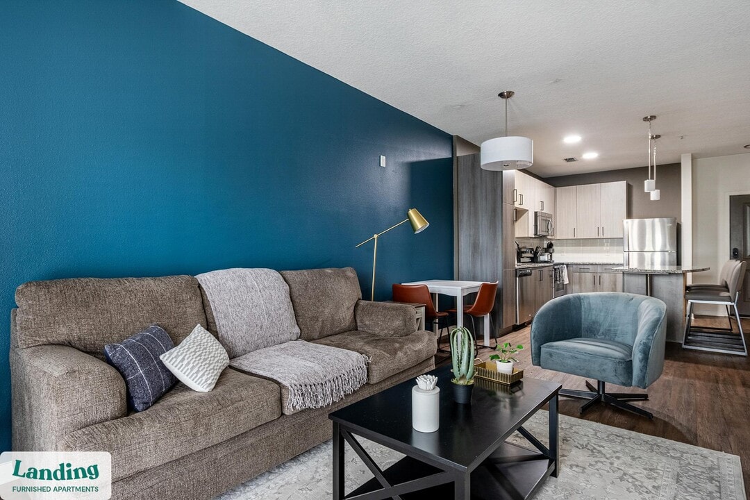 2439 Casona Ln in Melbourne, FL - Building Photo