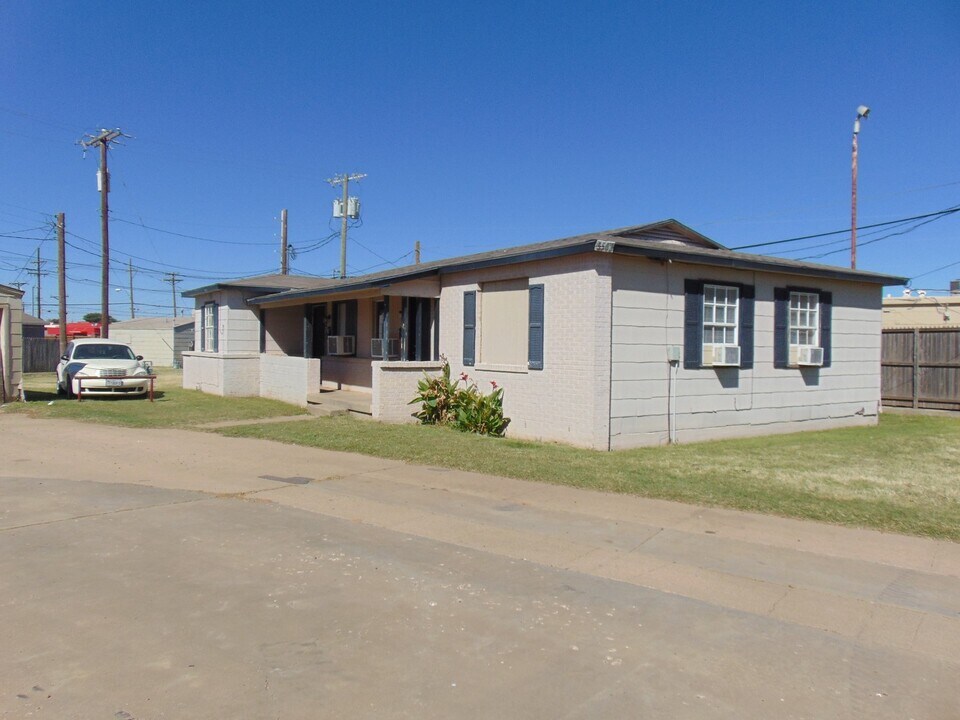 3502 Peoria Ave-Unit -A in Lubbock, TX - Building Photo