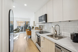 2114 Rue Bercy in Montréal, QC - Building Photo - Building Photo