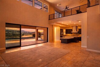 72 Bella Lago Ave in Henderson, NV - Building Photo - Building Photo