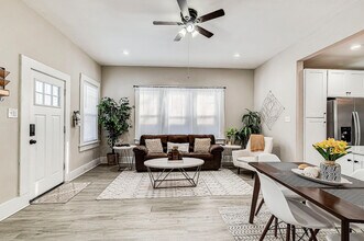 611 Lincoln St in Indianapolis, IN - Building Photo - Building Photo