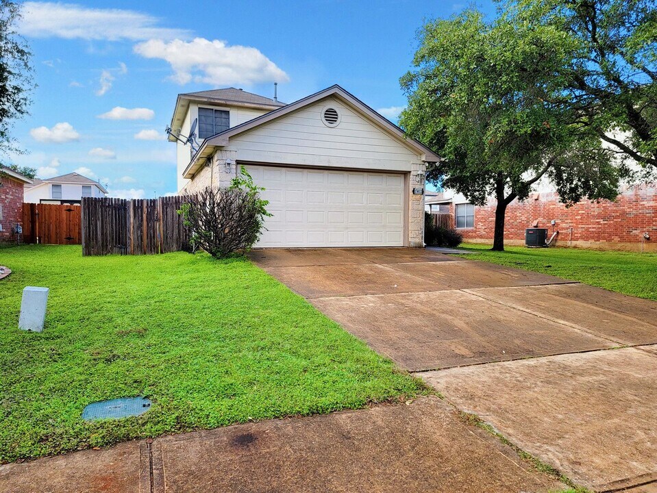 17412 Casa Piedra Pl in Round Rock, TX - Building Photo