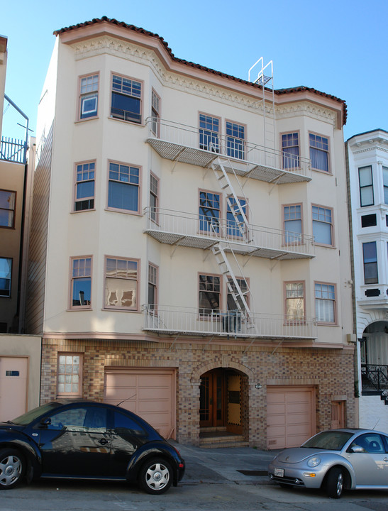 427 Chestnut St in San Francisco, CA - Building Photo