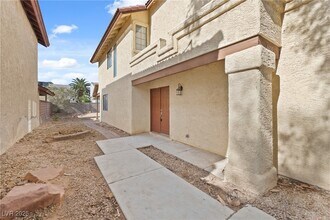 6609 W Joe Michael Way in Las Vegas, NV - Building Photo - Building Photo