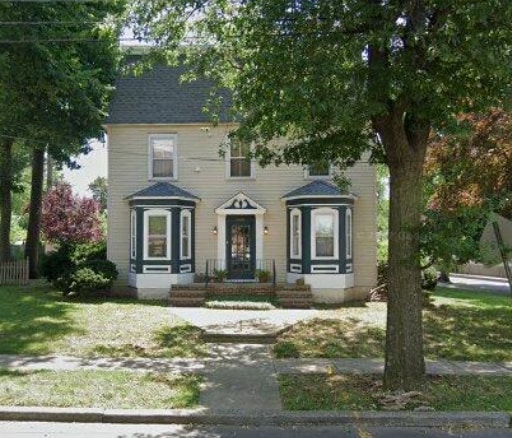 4 Lincoln Ave, Unit #4