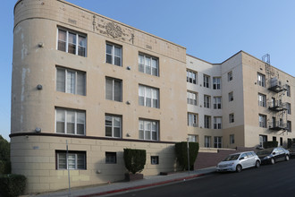 Chateau Adams Apartments in Los Angeles, CA - Building Photo - Building Photo