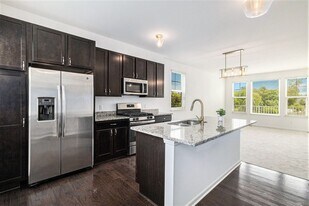 478 N Wixom Rd in Wixom, MI - Building Photo