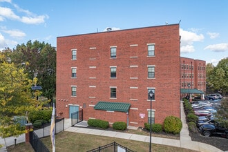 55 Harvey at Providence Square in New Brunswick, NJ - Building Photo - Building Photo