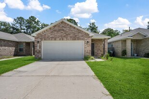 24734 Russet Bluff Trl in Huffman, TX - Building Photo