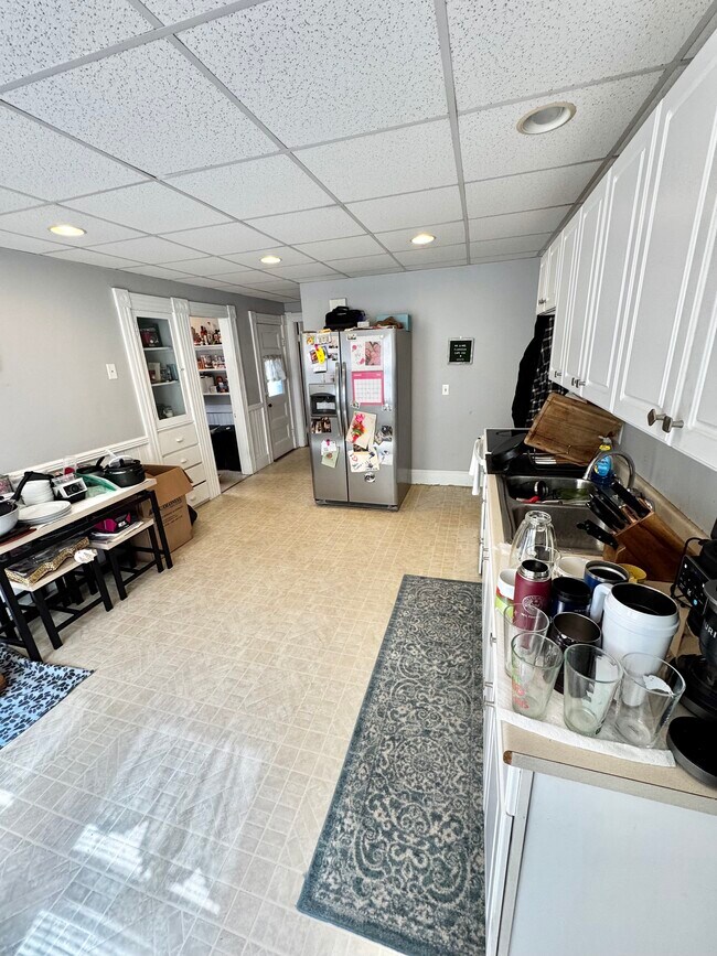30 Spruce St, Unit 1 in Clinton, MA - Building Photo - Building Photo