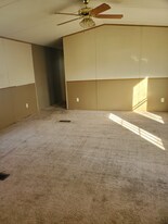 494 Crooked St in Deridder, LA - Building Photo