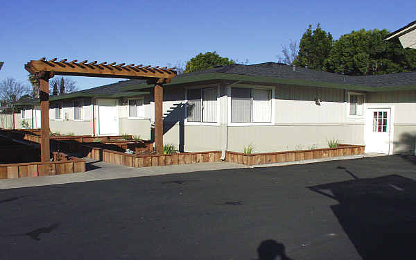 89 Tabor Ave in Fairfield, CA - Building Photo